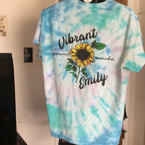 VIBRANT EMILY TIE DYE T-SHIRT!!! - Picture 2 of 2